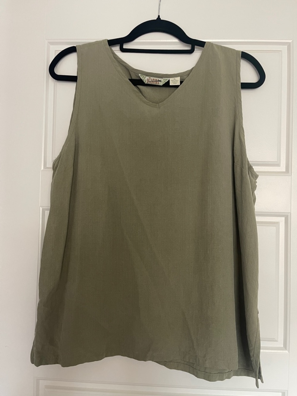 Tommy Bahama Olive Green Sleeveless V-Neck Tank